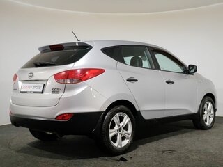 2011 Hyundai ix35 I, серебристый, 1030000 рублей, вид 5