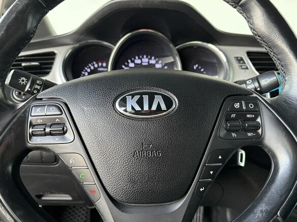 2015 Kia Ceed II, бежевый, 925000 рублей - вид 17