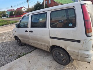 1998 Toyota Town Ace III, белый, 199000 рублей, вид 2