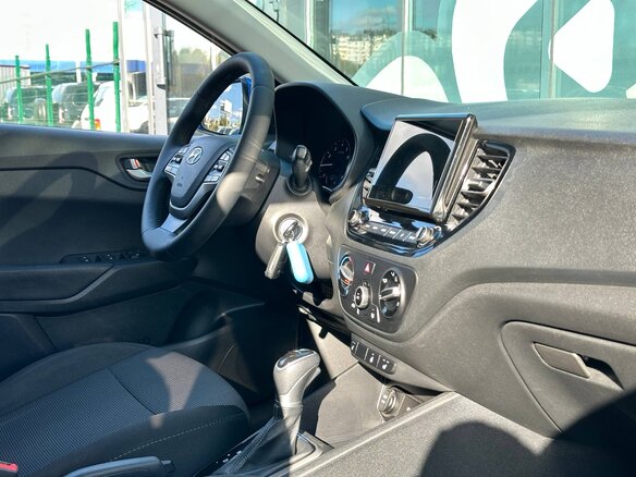2020 Hyundai Solaris II Рестайлинг, синий, 1395000 рублей - вид 11