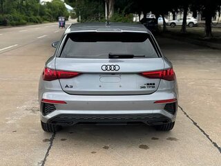 2022 Audi A3 Sportback 35 TFSI IV (8Y), серебристый, 2100000 рублей, вид 4