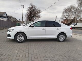 2021 Skoda Rapid II, белый, 1450000 рублей, вид 4