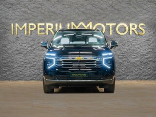 2025 Chevrolet Tahoe V Рестайлинг, чёрный, 15800000 рублей, вид 2