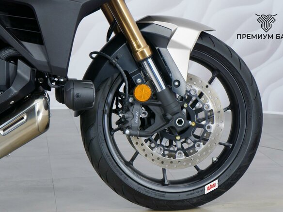 2025 Honda NT1100, серый, 1827000 рублей - вид 10