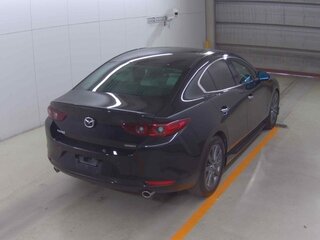 2022 Mazda 3 IV (BP), чёрный, 1350000 рублей, вид 3