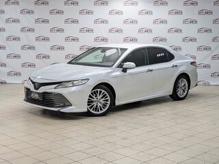 2018 Toyota Camry VIII (XV70), белый, 2549000 рублей, вид 1