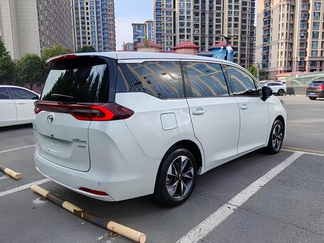 2023 GAC Trumpchi M6 Pro, белый, 1990000 рублей, вид 2