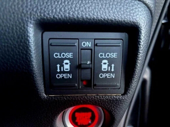 2022 Honda N-BOX II Рестайлинг, чёрный, 920000 рублей - вид 12
