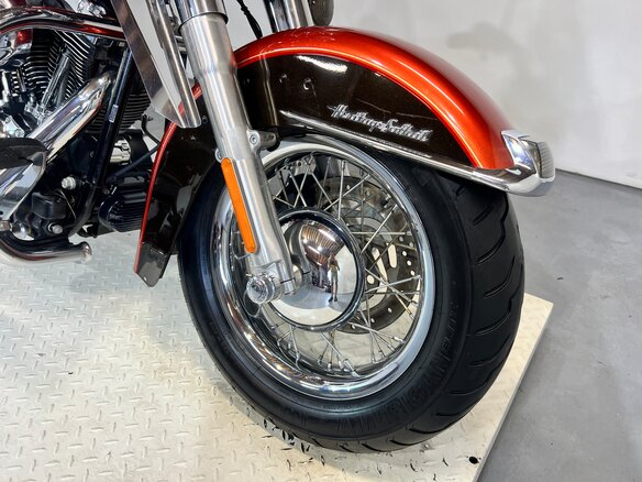 2012 Harley-Davidson Heritage, пурпурный, 660000 рублей - вид 7