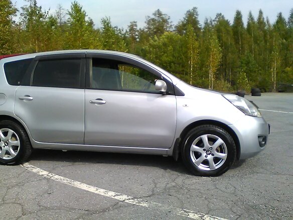 2010 Nissan Note I Рестайлинг, серый, 505000 рублей - вид 8