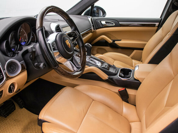 2015 Porsche Cayenne Diesel II Рестайлинг (958), чёрный - вид 9