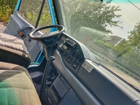 1997 Mercedes-Benz Sprinter, голубой, 500000 рублей, вид 4
