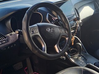 2010 Hyundai ix35 I, серебристый, 1400000 рублей, вид 5
