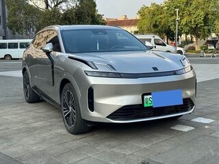 2025 Lynk & Co 08 21.2 kWh I, серебристый, 3554033 рублей, вид 3