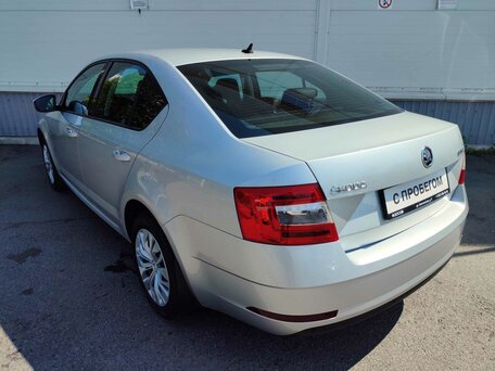 2019 Skoda Octavia III (A7) Рестайлинг, серебристый, 1585000 рублей, вид 5