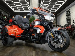 2026 Harley-Davidson CVO Street Glide 3 Limited, оранжевый, 7990000 рублей, вид 1
