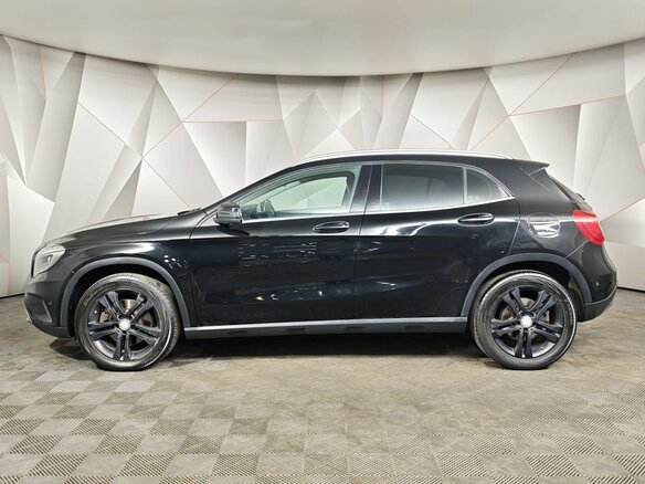 2016 Mercedes-Benz GLA 250 I (X156), чёрный, 1579000 рублей - вид 4