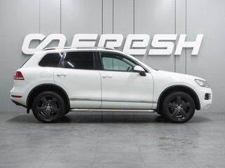 2014 Volkswagen Touareg II, белый, 2399000 рублей, вид 5