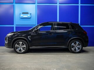 2021 Mitsubishi Outlander Sport I Рестайлинг 3, чёрный, 1970000 рублей, вид 3