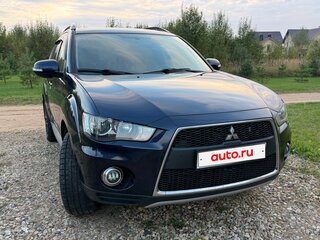 2010 Mitsubishi Outlander II Рестайлинг, синий, 885000 рублей, вид 3