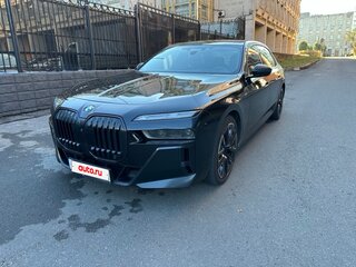 2023 BMW 7 серии 760i xDrive VII (G70), чёрный, 12500000 рублей, вид 2