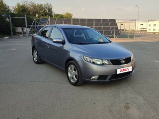 2009 Kia Cerato 5-speed II, серый, 795000 рублей, вид 3