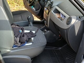 2011 Renault Sandero I, чёрный, 350000 рублей, вид 4