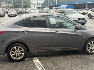2015 Hyundai Solaris I Рестайлинг, серый, 430000 рублей, вид 2