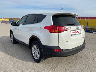 2013 Toyota RAV4 IV (XA40), белый, 1740000 рублей, вид 5