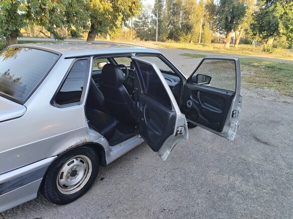 2005 Lada (ВАЗ) 2115, серебристый, 128000 рублей - вид 5