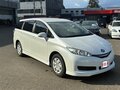 2017 Toyota Wish II Рестайлинг, белый, 1410016 рублей - вид 2