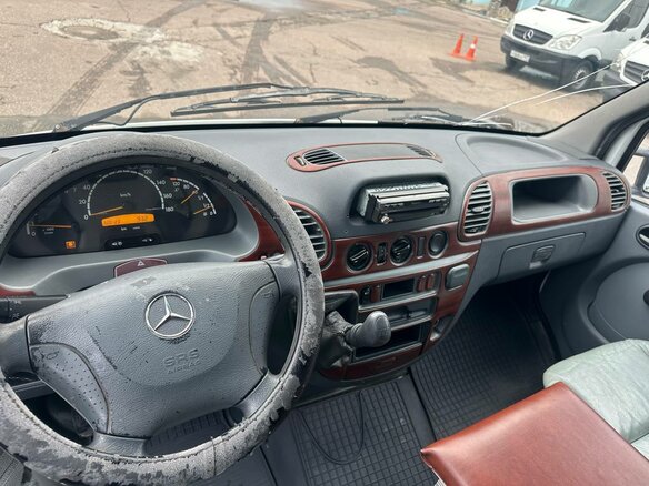 2002 Mercedes-Benz Sprinter Classic, белый, 1299000 рублей - вид 8