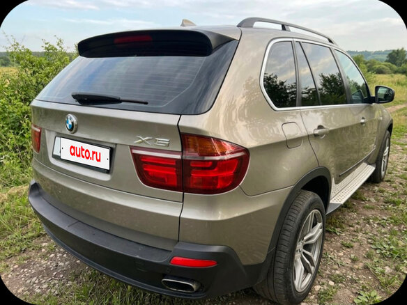 2008 BMW X5 48i II (E70), бежевый, 1600000 рублей - вид 4