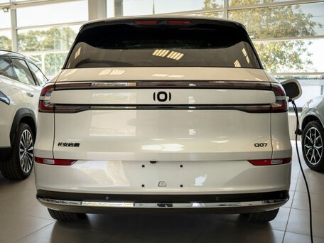 2026 Changan Qiyuan Q07 31.7 kWh, серебристый, 3550000 рублей, вид 4