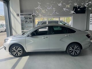 2026 Lada (ВАЗ) Vesta I Рестайлинг (NG), серебристый, 2035000 рублей, вид 4