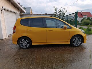 2008 Honda Jazz I Рестайлинг, жёлтый, 540000 рублей, вид 5