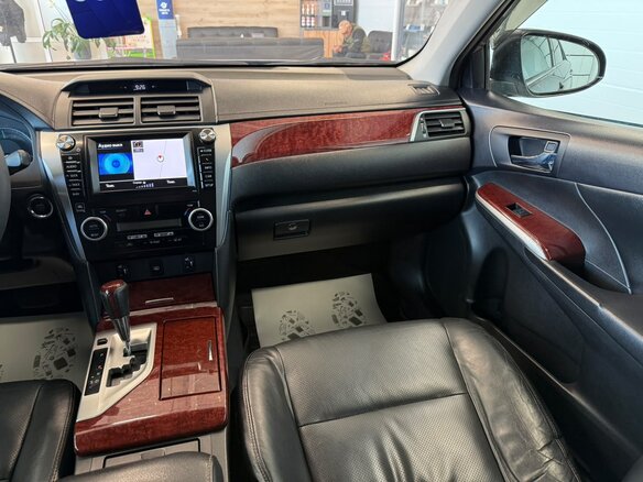2012 Toyota Camry VII (XV50), серый, 1949900 рублей - вид 15