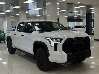 2026 Toyota Tundra CrewMax III, белый, 11000000 рублей, вид 3