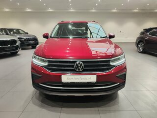 2021 Volkswagen Tiguan II Рестайлинг, красный, 2589000 рублей, вид 2