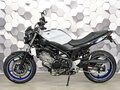 2018 Suzuki SV 650, белый - вид 3
