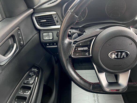 2019 Kia Optima IV Рестайлинг, белый, 1990000 рублей - вид 16