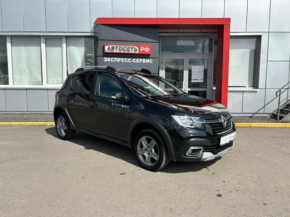 2019 Renault Sandero Stepway II Рестайлинг, чёрный - вид 4