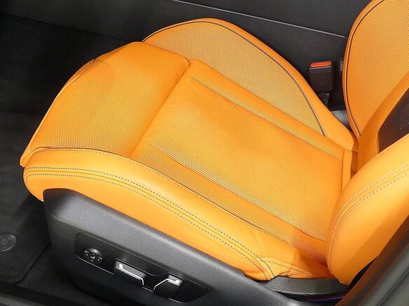 2025 BMW M5 VII (G90), чёрный - вид 11