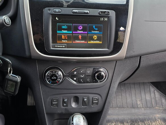 2019 Renault Logan Stepway II Рестайлинг, красный, 990000 рублей - вид 9