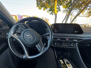 2020 Hyundai Sonata VIII (DN8), чёрный, 2420000 рублей, вид 5