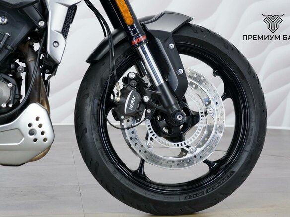 2021 Triumph Trident 660, чёрный, 690000 рублей - вид 10