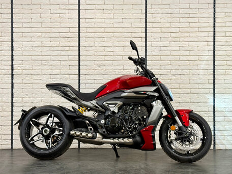 2026 Ducati XDiavel, пурпурный, 3990000 рублей, вид 1