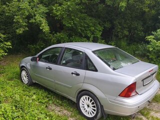 2004 Ford Focus I (North America), серебристый, 220000 рублей, вид 3