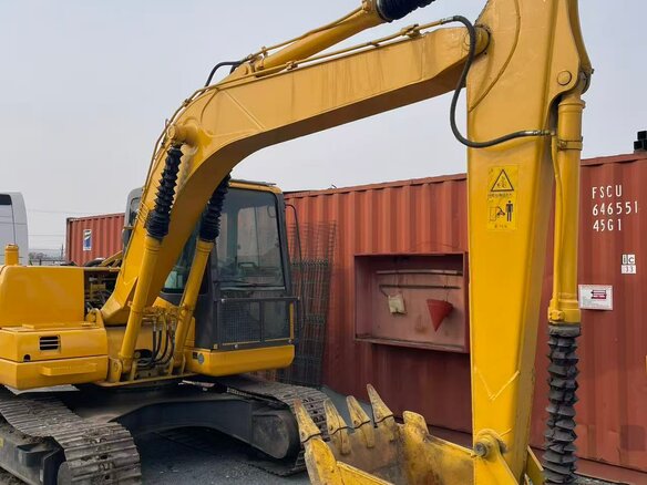 2012 Komatsu PC130, жёлтый, 6900000 рублей - вид 17