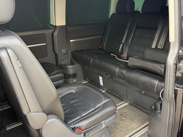 2021 Volkswagen Multivan T6 Рестайлинг, чёрный, 7600000 рублей - вид 6